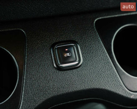 Чорний Мерседес Sprinter, об'ємом двигуна 1.95 л та пробігом 358 тис. км за 55000 $, фото 54 на Automoto.ua