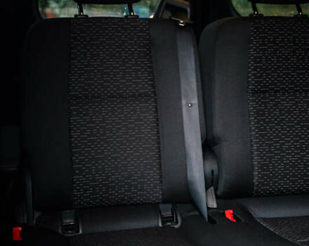 Чорний Мерседес Sprinter, об'ємом двигуна 1.95 л та пробігом 358 тис. км за 55000 $, фото 35 на Automoto.ua