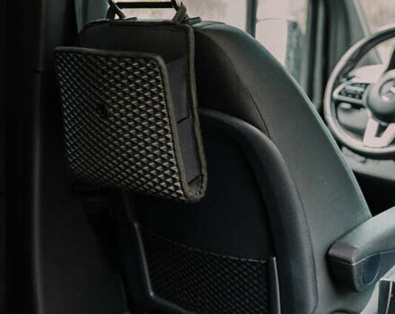 Чорний Мерседес Sprinter, об'ємом двигуна 1.95 л та пробігом 358 тис. км за 55000 $, фото 43 на Automoto.ua