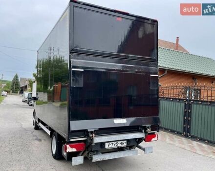 Черный Мерседес Sprinter, объемом двигателя 2.2 л и пробегом 287 тыс. км за 23899 $, фото 4 на Automoto.ua