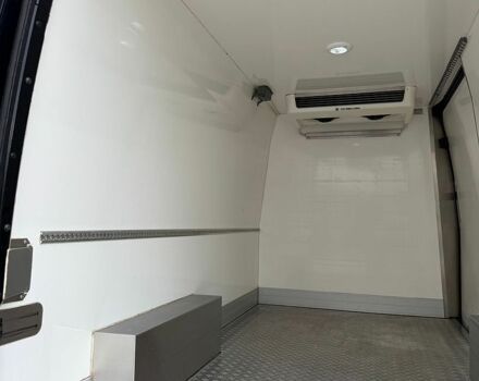 Черный Мерседес Sprinter, объемом двигателя 2.2 л и пробегом 214 тыс. км за 18900 $, фото 10 на Automoto.ua