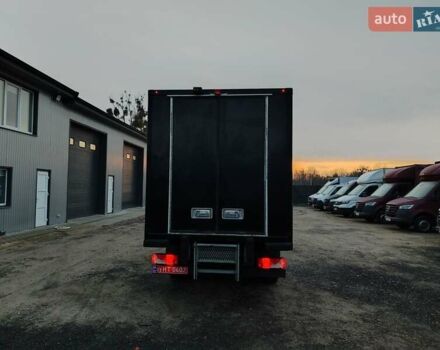 Черный Мерседес Sprinter, объемом двигателя 2.1 л и пробегом 321 тыс. км за 23950 $, фото 9 на Automoto.ua