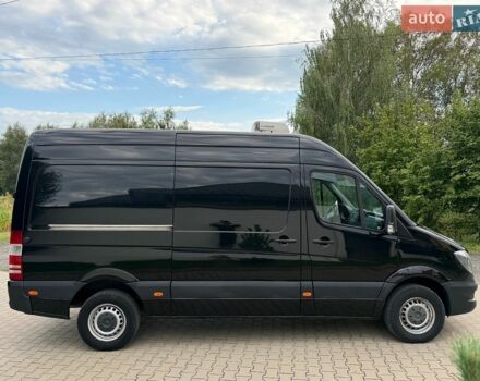 Черный Мерседес Sprinter, объемом двигателя 2.2 л и пробегом 214 тыс. км за 18900 $, фото 3 на Automoto.ua