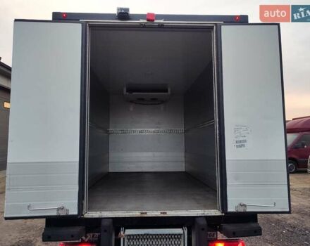 Черный Мерседес Sprinter, объемом двигателя 2.1 л и пробегом 321 тыс. км за 23950 $, фото 17 на Automoto.ua