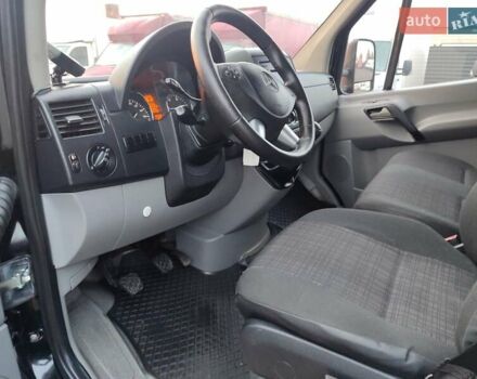 Черный Мерседес Sprinter, объемом двигателя 2.1 л и пробегом 321 тыс. км за 23950 $, фото 24 на Automoto.ua