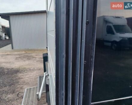 Черный Мерседес Sprinter, объемом двигателя 2.1 л и пробегом 321 тыс. км за 23950 $, фото 23 на Automoto.ua