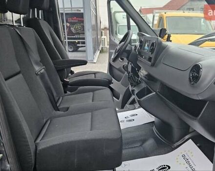 Чорний Мерседес Sprinter, об'ємом двигуна 2.2 л та пробігом 174 тис. км за 33800 $, фото 28 на Automoto.ua