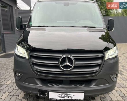 Черный Мерседес Sprinter, объемом двигателя 2.2 л и пробегом 299 тыс. км за 25000 $, фото 6 на Automoto.ua