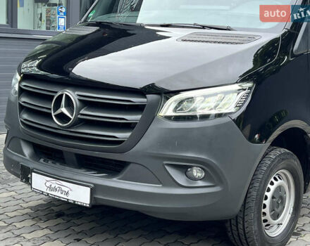 Черный Мерседес Sprinter, объемом двигателя 2.2 л и пробегом 299 тыс. км за 25000 $, фото 5 на Automoto.ua