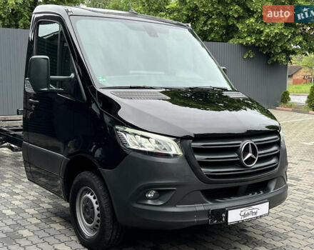 Черный Мерседес Sprinter, объемом двигателя 2.2 л и пробегом 299 тыс. км за 25000 $, фото 3 на Automoto.ua