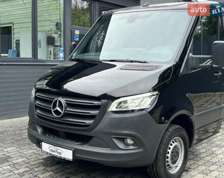 Черный Мерседес Sprinter, объемом двигателя 2.2 л и пробегом 299 тыс. км за 25000 $, фото 4 на Automoto.ua