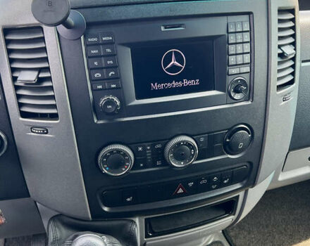 Черный Мерседес Sprinter, объемом двигателя 3 л и пробегом 680 тыс. км за 30000 $, фото 27 на Automoto.ua