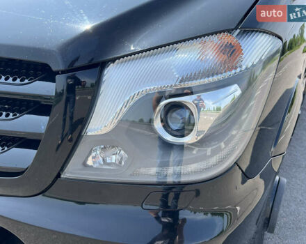 Черный Мерседес Sprinter, объемом двигателя 3 л и пробегом 680 тыс. км за 30000 $, фото 14 на Automoto.ua