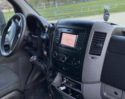 Черный Мерседес Sprinter, объемом двигателя 2.99 л и пробегом 600 тыс. км за 23000 $, фото 7 на Automoto.ua