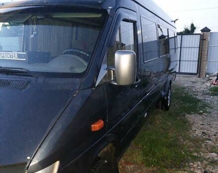 Черный Мерседес Sprinter, объемом двигателя 2.7 л и пробегом 750 тыс. км за 14000 $, фото 3 на Automoto.ua