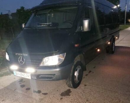 Черный Мерседес Sprinter, объемом двигателя 2.7 л и пробегом 750 тыс. км за 14000 $, фото 4 на Automoto.ua