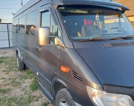 Черный Мерседес Sprinter, объемом двигателя 2.7 л и пробегом 750 тыс. км за 14000 $, фото 30 на Automoto.ua