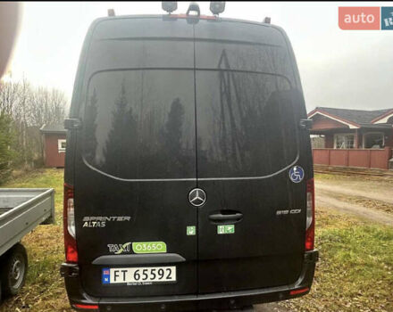 Черный Мерседес Sprinter, объемом двигателя 3 л и пробегом 345 тыс. км за 74900 $, фото 3 на Automoto.ua