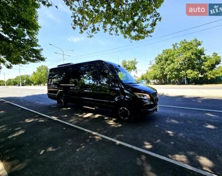 Черный Мерседес Sprinter, объемом двигателя 2.99 л и пробегом 300 тыс. км за 62000 $, фото 7 на Automoto.ua