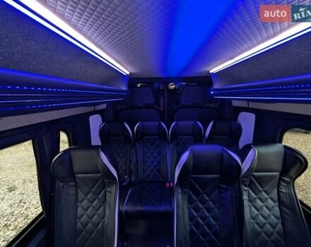 Чорний Мерседес Sprinter, об'ємом двигуна 3 л та пробігом 245 тис. км за 105000 $, фото 17 на Automoto.ua