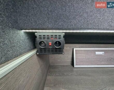 Чорний Мерседес Sprinter, об'ємом двигуна 3 л та пробігом 245 тис. км за 105000 $, фото 23 на Automoto.ua