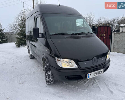 Черный Мерседес Sprinter, объемом двигателя 2.15 л и пробегом 505 тыс. км за 6800 $, фото 1 на Automoto.ua