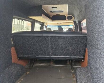 Черный Мерседес Sprinter, объемом двигателя 2.69 л и пробегом 730 тыс. км за 9500 $, фото 2 на Automoto.ua