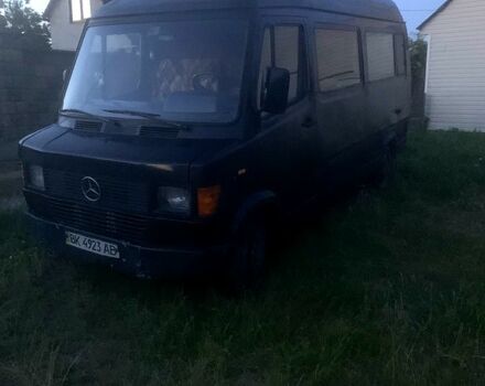 Черный Мерседес Sprinter, объемом двигателя 2.9 л и пробегом 320 тыс. км за 2200 $, фото 2 на Automoto.ua