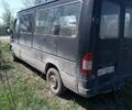 Черный Мерседес Sprinter, объемом двигателя 2.3 л и пробегом 500 тыс. км за 3700 $, фото 3 на Automoto.ua