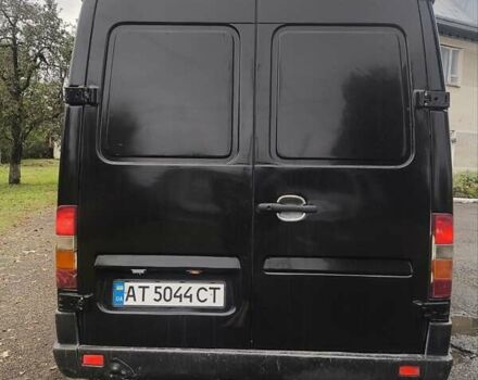 Черный Мерседес Sprinter, объемом двигателя 2.9 л и пробегом 885 тыс. км за 7600 $, фото 6 на Automoto.ua