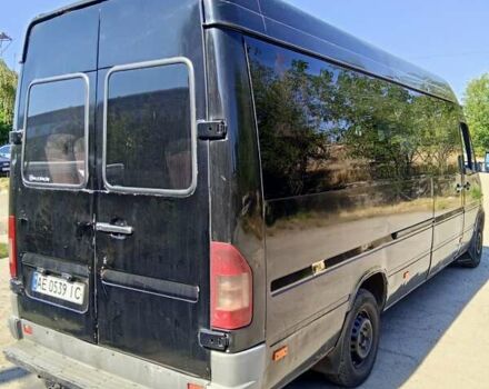 Черный Мерседес Sprinter, объемом двигателя 0 л и пробегом 300 тыс. км за 5100 $, фото 2 на Automoto.ua