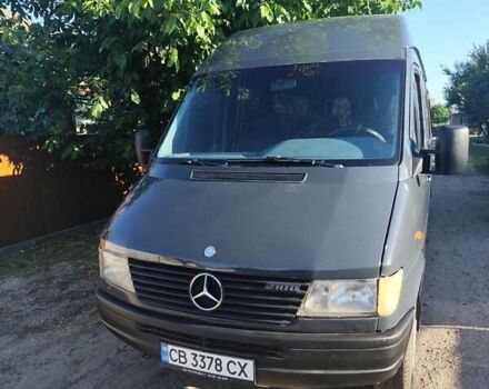 Черный Мерседес Sprinter, объемом двигателя 2.9 л и пробегом 600 тыс. км за 6500 $, фото 3 на Automoto.ua