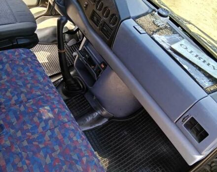Черный Мерседес Sprinter, объемом двигателя 0 л и пробегом 300 тыс. км за 5100 $, фото 9 на Automoto.ua