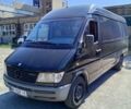 Черный Мерседес Sprinter, объемом двигателя 0 л и пробегом 300 тыс. км за 5100 $, фото 1 на Automoto.ua