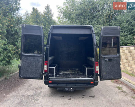 Черный Мерседес Sprinter, объемом двигателя 2.1 л и пробегом 475 тыс. км за 11200 $, фото 6 на Automoto.ua