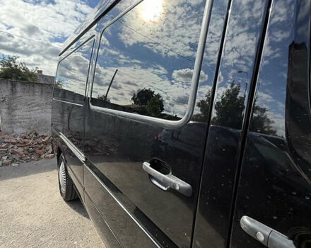 Черный Мерседес Sprinter, объемом двигателя 2.1 л и пробегом 475 тыс. км за 11800 $, фото 8 на Automoto.ua