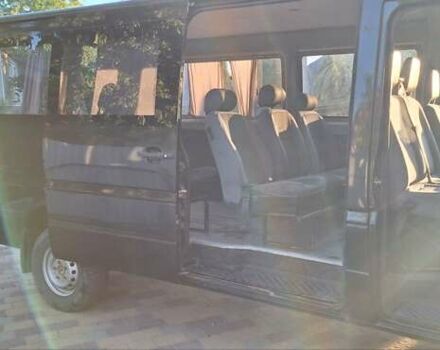 Черный Мерседес Sprinter, объемом двигателя 2.15 л и пробегом 476 тыс. км за 8000 $, фото 3 на Automoto.ua