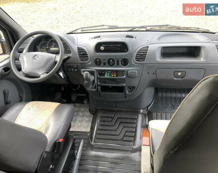 Черный Мерседес Sprinter, объемом двигателя 0 л и пробегом 280 тыс. км за 15500 $, фото 11 на Automoto.ua