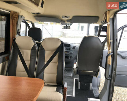 Чорний Мерседес Sprinter, об'ємом двигуна 0 л та пробігом 280 тис. км за 15500 $, фото 14 на Automoto.ua