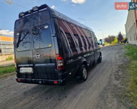 Черный Мерседес Sprinter, объемом двигателя 2.7 л и пробегом 440 тыс. км за 12550 $, фото 6 на Automoto.ua