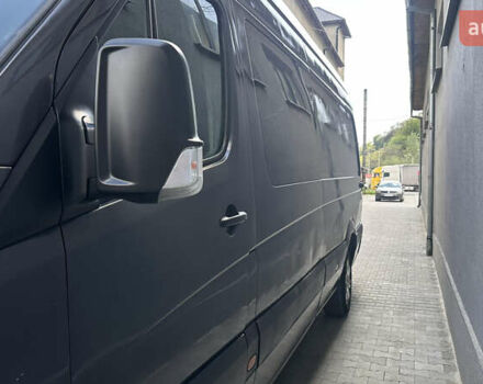 Черный Мерседес Sprinter, объемом двигателя 2.15 л и пробегом 803 тыс. км за 9300 $, фото 7 на Automoto.ua