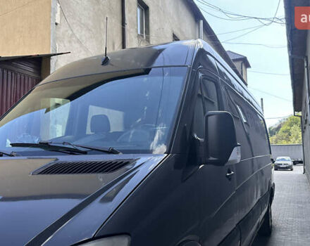 Черный Мерседес Sprinter, объемом двигателя 2.15 л и пробегом 803 тыс. км за 9300 $, фото 4 на Automoto.ua