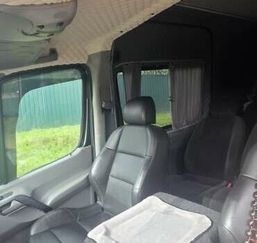 Черный Мерседес Sprinter, объемом двигателя 0 л и пробегом 240 тыс. км за 17900 $, фото 11 на Automoto.ua