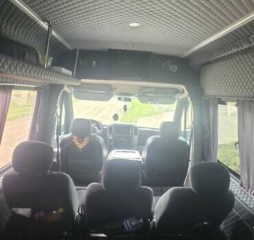Черный Мерседес Sprinter, объемом двигателя 0 л и пробегом 240 тыс. км за 17900 $, фото 6 на Automoto.ua