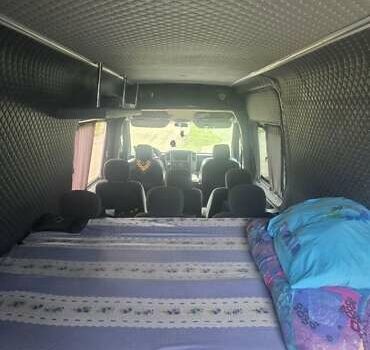 Черный Мерседес Sprinter, объемом двигателя 0 л и пробегом 240 тыс. км за 17900 $, фото 10 на Automoto.ua