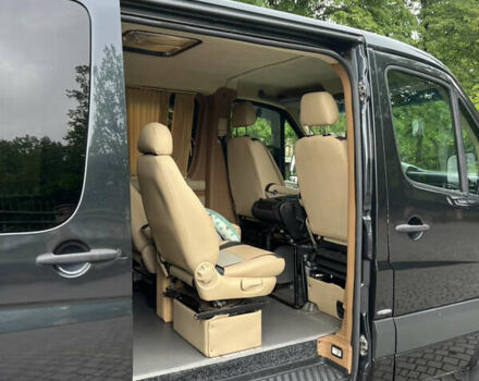 Черный Мерседес Sprinter, объемом двигателя 3 л и пробегом 740 тыс. км за 13999 $, фото 19 на Automoto.ua