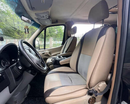 Черный Мерседес Sprinter, объемом двигателя 3 л и пробегом 740 тыс. км за 13999 $, фото 15 на Automoto.ua