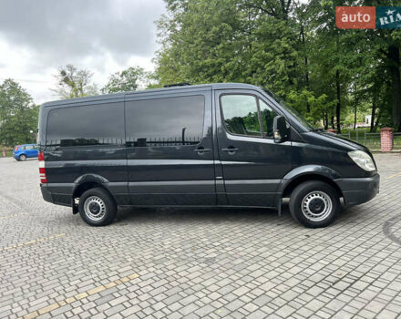 Черный Мерседес Sprinter, объемом двигателя 3 л и пробегом 740 тыс. км за 11842 $, фото 2 на Automoto.ua