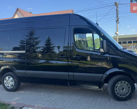 Черный Мерседес Sprinter, объемом двигателя 3.2 л и пробегом 600 тыс. км за 12000 $, фото 2 на Automoto.ua