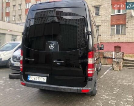 Черный Мерседес Sprinter, объемом двигателя 3.2 л и пробегом 700 тыс. км за 11500 $, фото 3 на Automoto.ua